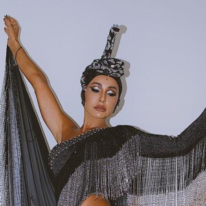 Sabrina Sato é rainha de bateria da Gaviões da Fiel