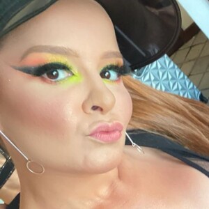 Maiara, da dupla com Maraisa, exibiu look sensual para Carnaval nesta segunda-feira, 24 de fevereiro de 2020