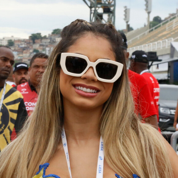 Lexa acompanhou a apuração do Carnaval do Rio de Janeiro