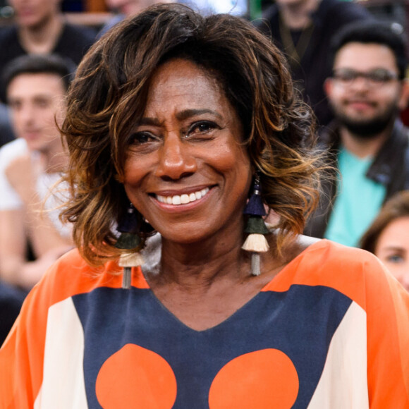 Gloria Maria adia retorno à TV após tumor cerebral e morte da mãe. Veja post feito pela jornalista nesta sexta-feira, dia 28 de fevereiro de 2020