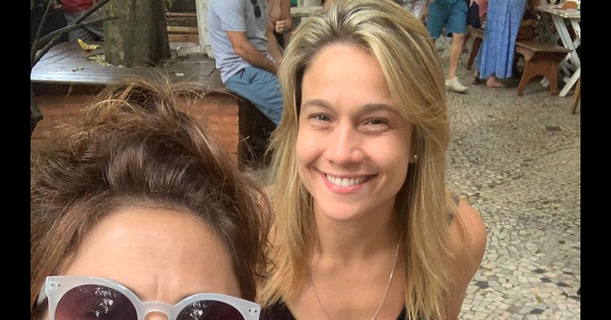 Fernanda Gentil é Casada Com A Jornalista Priscila Montandon Purepeople