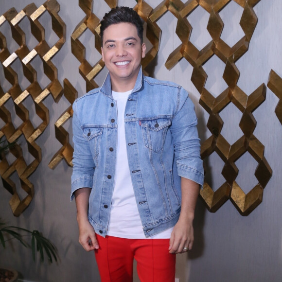 Wesley Safadão anunciou live com músicas inéditas