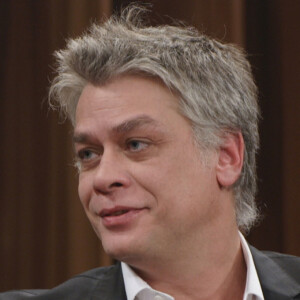 Fabio Assunção tem aproveitado a quarentena para ler e fazer lives com os amigos