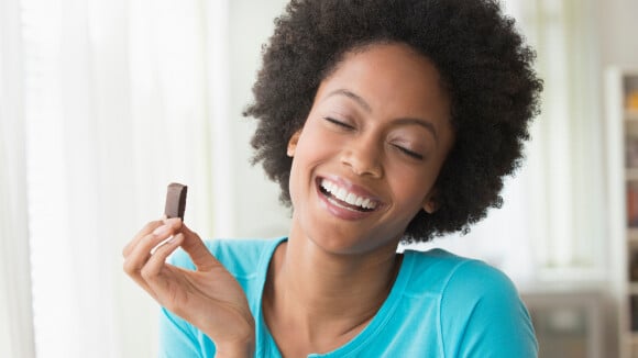 Quais são os benefícios do chocolate? Dicas para aproveitar sem culpa