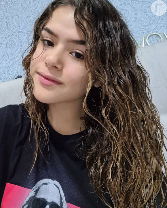 Maisa Silva mostrou foto do cabelo em transição