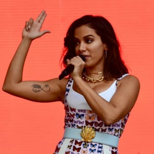 Anitta confirmou namoro com Gabriel David durante a quarentena