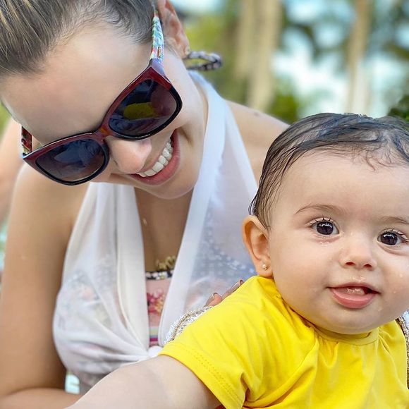 Thaeme Mariôto posterga planos de gravidez em 2020 pela idade da filha