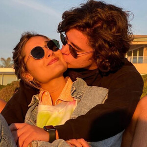 Sasha Meneghel e João Figueiredo assumiram namoro em abril de 2020