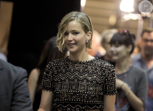 Em setembro, Jennifer Lawrence foi flagrada nos bastidores do show do Coldplay, banda liderada por Chris Martin
