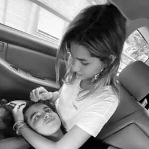 Namorado de Sasha Meneghel, João Figueiredo postou foto com a filha de Xuxa ao responder usando imagem o que significa para ele a palavra 'carinho'