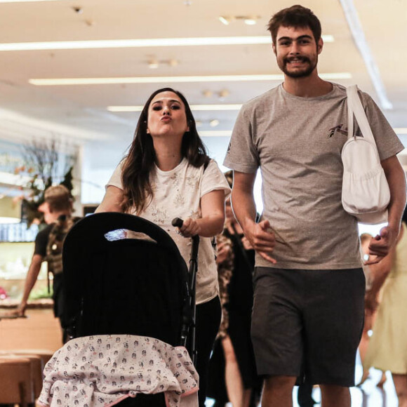 Tatá Werneck chora ao celebrar a importância da maternidade