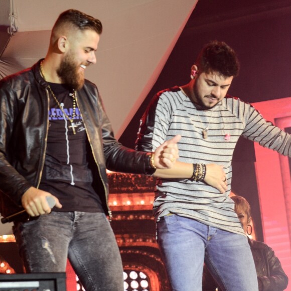 Zé Neto e Cristiano divertiram os internautas que acompanharam a live