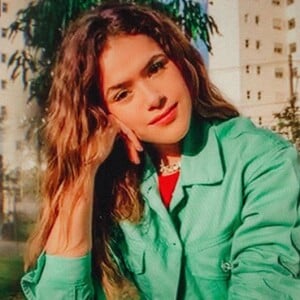 Foto de Maisa Silva diverte a web por antes e depois