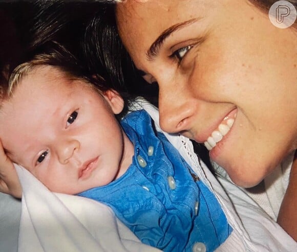 Giovanna Antonelli, em momento nostálgico, postou fotos do filho primogênito bebê ainda