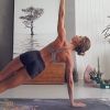 Grazi Massafera mostra corpo sequinho em foto fazendo ioga