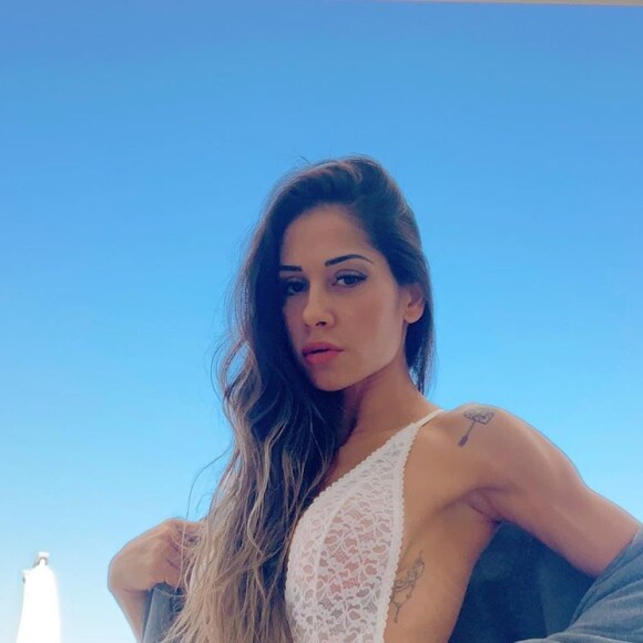 Mayra Cardi fala sobre exposição do corpo na internet após término com Arthur Aguiar: 'Agora posso ser quem eu quiser. Postar foto de biquíni, de bunda pra fora, coisa que ele nunca gostou'