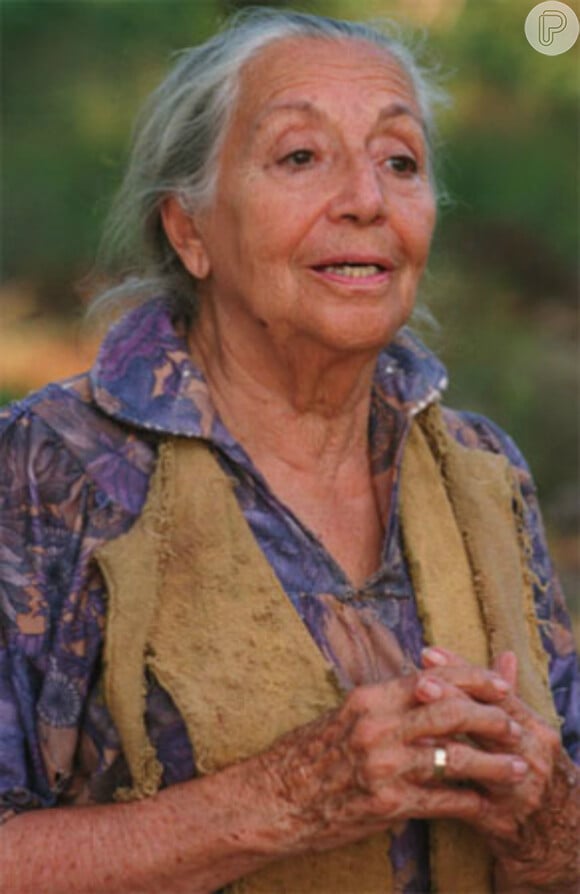 Ada Carrasco Navarrete viveu Mamãe Cruz. A atriz, que era uma das mais respeitadas do México, morreu dez dias após sua participação em 'Marimar'