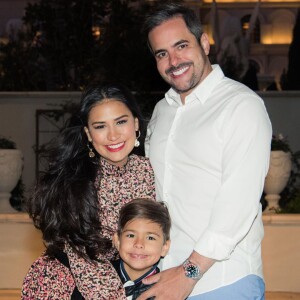 Marido de Simone, Kaká Diniz animou os fãs com seu comentário na foto da cantora