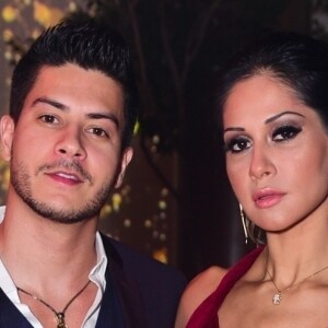 Arthur Aguiar e Mayra Cardi se separaram em 2020 após dois anos de relação