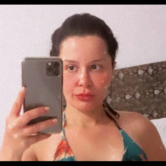 Maraisa surge de biquín em foto e deixa corpo à mostra, em 19 de julho de 2020