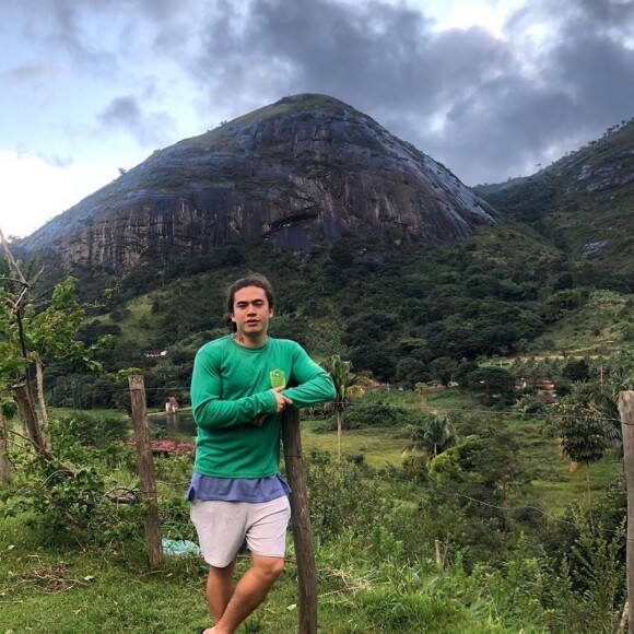 Whindersson Nunes viajou com suposta affair