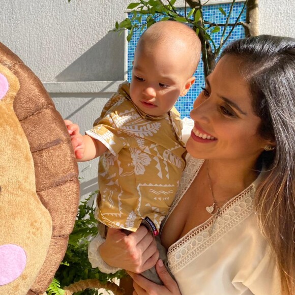 Camilla Camargo mostra decoração da festa para o filho, Joaquim
