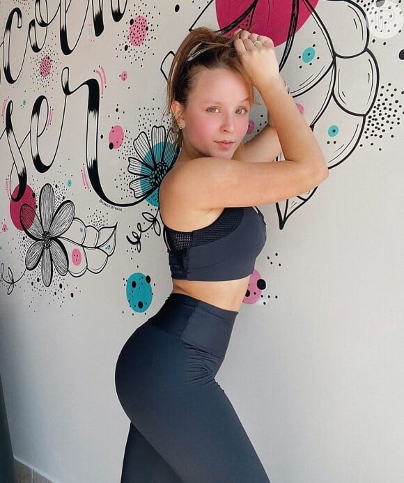 Larissa Manoela esbanja autoestima após emagrecer 4 kg