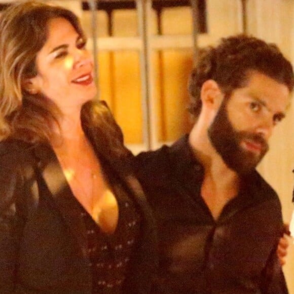 Luciana Gimenez curte noite com namorado, Eduardo Buffara, em restaurante no Rio de Janeiro