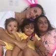 Ivete Sangalo é mãe das gêmeas Marina e Helena e de Marcelo