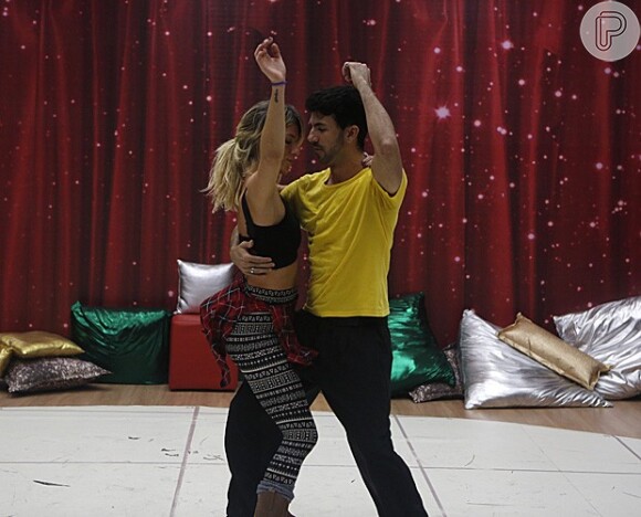 Giovanna Ewbank se apresentou ao som da música 'Piradinha', de Gabriel Valim