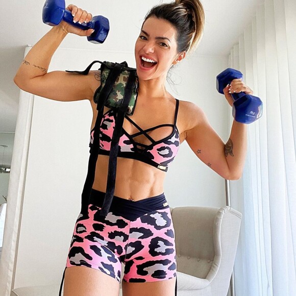 Kelly Key é adepta de uma rotina fitness disciplinada