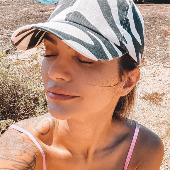 Beleza de Kelly Key chama atenção de famosa na web