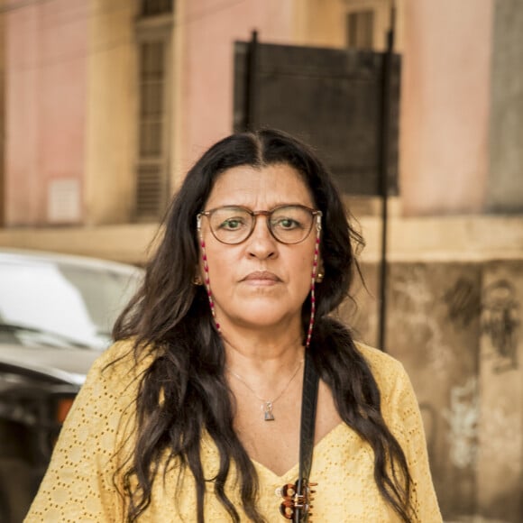 Regina Casé mostrou foto dos bastidores de 'Amor de Mãe'