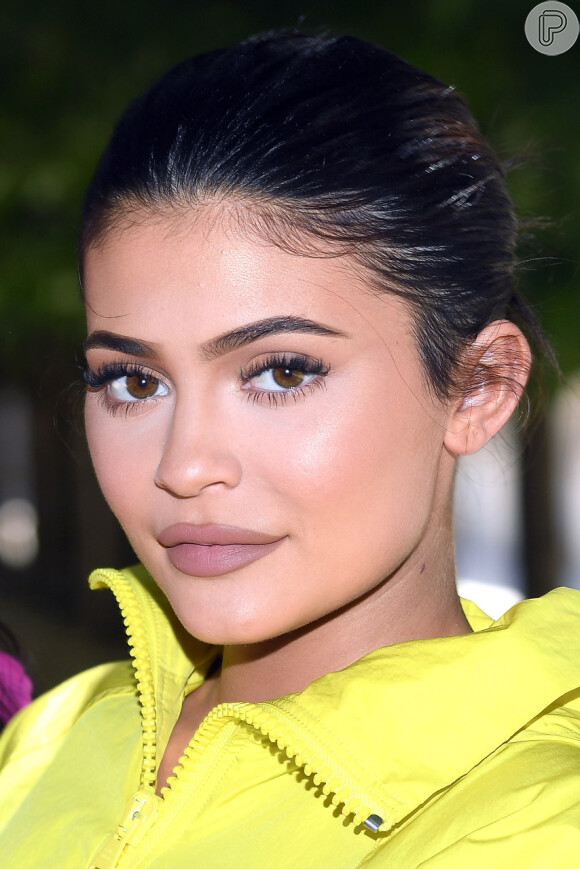 Kylie Jenner foi citada por diversas famosas no Instagram