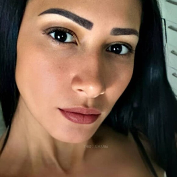 Veja foto de Simaria com top e renda!