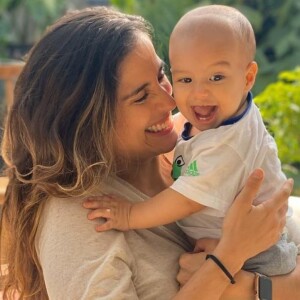 Camilla Camargo passa susto com o filho, Joaquim