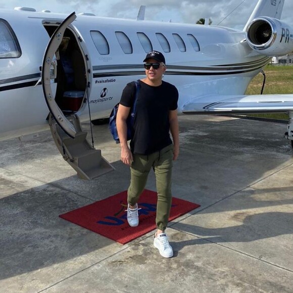 Wesley Safadão cumprirá isolamento em Fortaleza, no Ceará