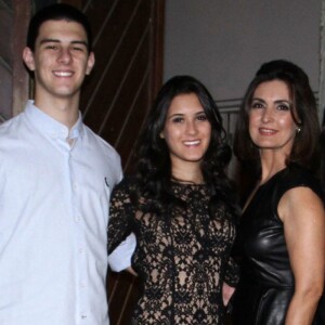 Fátima Bernardes se despediu do filho, Vinícius Bonemer, neste domingo, 30 de agosto de 2020