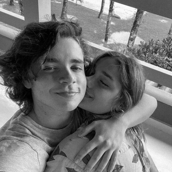 Sasha Meneghel passa a quarentena na casa da família do namorado, o cantor gospel João Figueiredo
