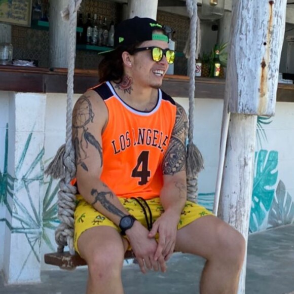 Whindersson Nunes tem preocupado amigos por não responder mensagens após ser alvo de zoeira na internet