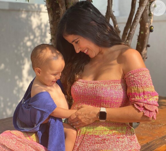 Camilla Camargo entrega alegria por gravidez e companhia do filho