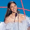 Bruna Marquezine recebeu prêmio de Ícone do Ano no MTV Miaw 2019
