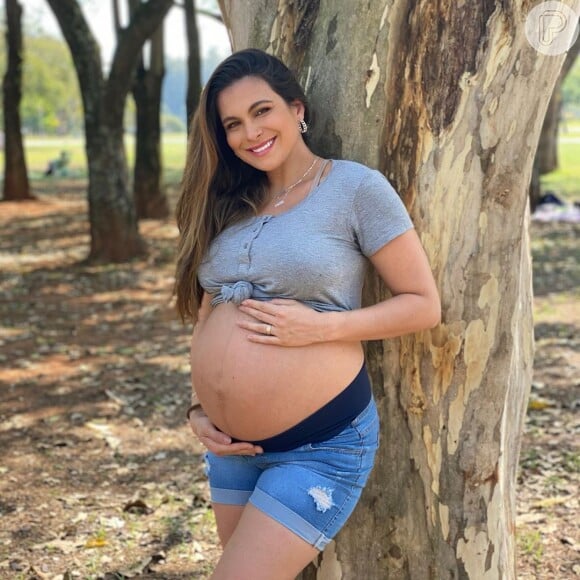 Ex-BBB Kamilla Salgado compartilha momentos da maternidade com os seguidores