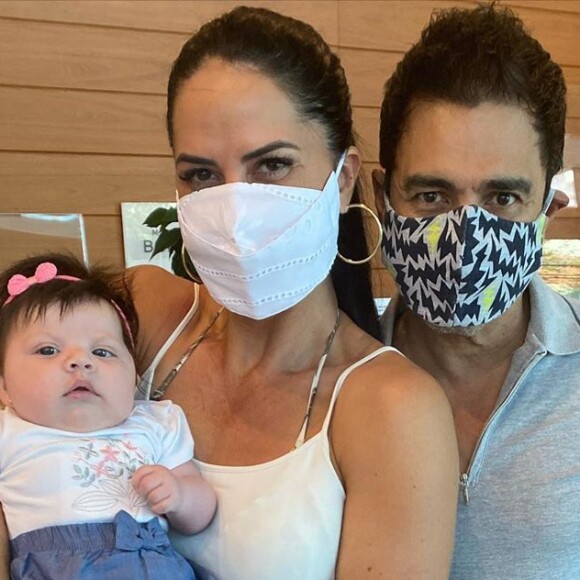 Web compara afilhada de Graciele Lacerda com bebê reborn