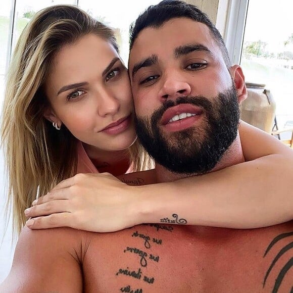 Andressa Suita e Gusttavo Lima teriam ido sozinhos para Angra após a separação, indicou Leo Dias