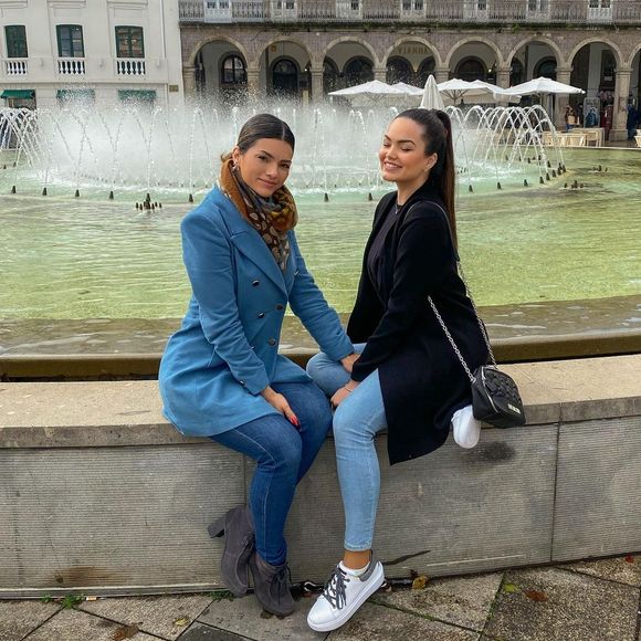 Suzanna Freitas passa início do aniversário com Kelly Key em Portugal