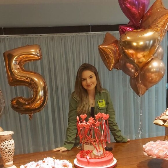 Sophia Valverde relata dores na cabeça após acidente de bicicleta