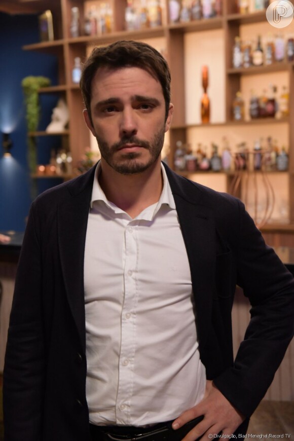 Na novela 'Amor Sem Igual', Tobias (Thiago Rodrigues) quer que Bernardo (Heitor Martinez) seja encontrado. 'Precisa ser preso ou até mesmo morto, por que não?'