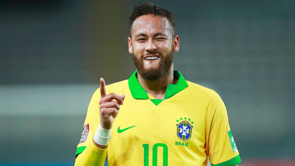 Luiza Ambiel revela investida de Neymar