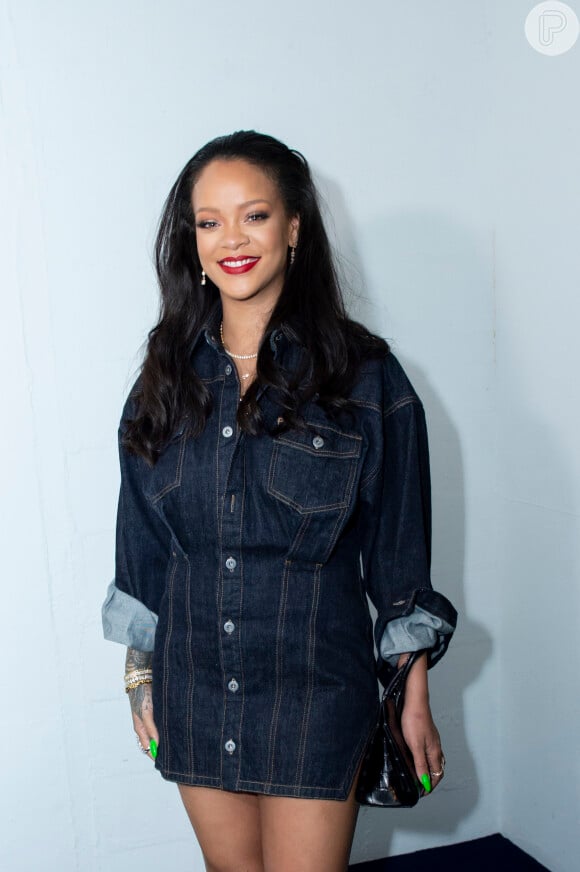 Rihanna transformou a indústria fashionista com a Fenty Beauty, que chegou ao Brasil recentemente
